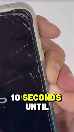 Never Do This When Your Phone Freezes #smartphonetips #phonefreeze #phonerepair #phonemistakes