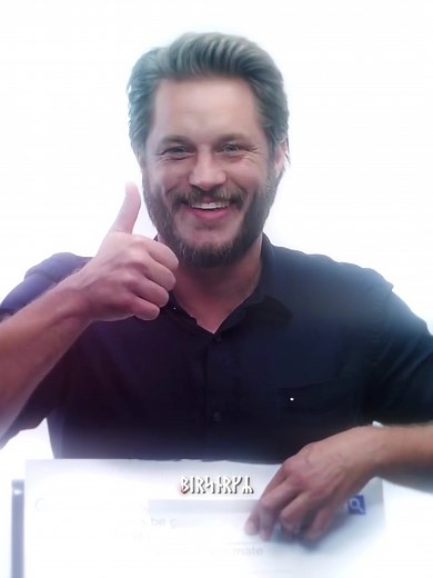 Ragnar Lothbrok - Travis Fimmel - Vikings Tribute