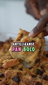 PAN BOLO... of broodpudding, met je vervelende Antilliaanse tante ❤️ RECEPT uit mijn kookboek 'De Complete Antilliaanse Keuken' . Welke van de 300 namen gebruik jij voor dit gerecht? . . . #superdushichef #antilliaanseten #jurinoignacio #Curaçao #Curacao #aruba #bonaire #caribbeanfood #caribbean #lowbudget #budgeting #recept #budgetrecipes #dushi | Jurino Ignacio