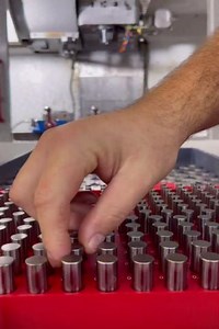 🤖 Feed The Machine! A glimpse into the workshop at Haas user @undaunted_manufacturing #haascnc | Haas Automation UK