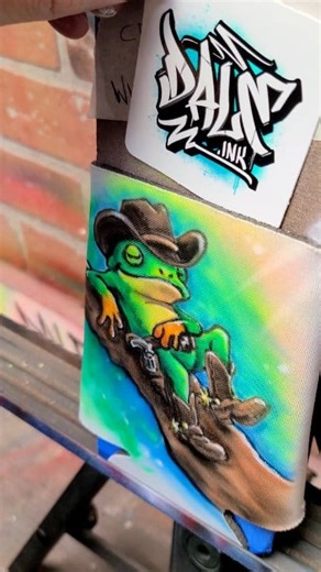 715K views · 9K reactions | Howdy, partner 鸞 #airbrush #graffiti #spraypaint #frog #cowboy #frogart #illustration #painting #art #daleink | Dale the Airbrush Guy | Facebook