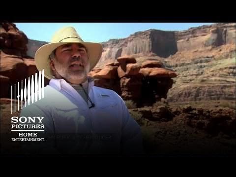 After Earth Behind The Scenes Clip "Building A World: "The World"