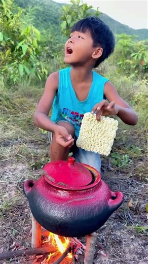 Survival Skills- SMART idea and USEFUL with single mom #bushcraft #camping #outdoors #useful #idea