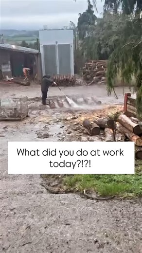 The Log Store Group on Instagram: "There’s method in the madness of jet washing logs in the rain - muddy wood in the kiln means dry mud on your logs and that’s just not ok with us! So on this wet grey January Thursday Si was cleaning the wood to make sure the logs that you get are clean when they’ve been dried - thankyou Si - ❤️ we love our team. #kilndriedfirewood #kilndriedlogs #whatisawtoday"