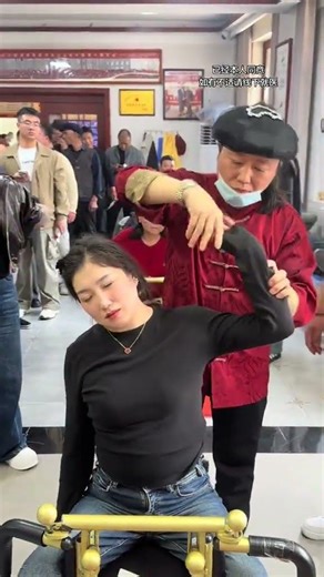 Master Zhu Hongwei's Longmen Artistry: A Journey into Chinese Calligraphy