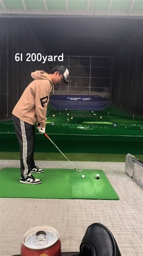 6番アイアンでの美しいスイングを学ぼう