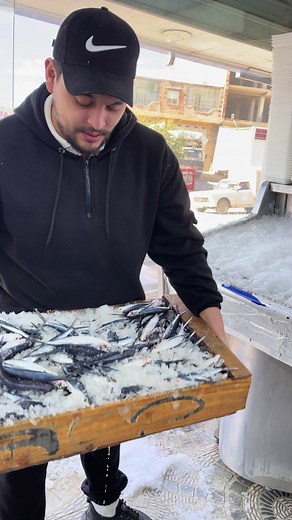 #poisson #akbou #akbou_bejaia_sidiaich💚💛 #poissonrie #tazmalt #amazigh #milion #fypp #top #manger #cuisine#frais