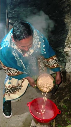 This is how the hominy drains