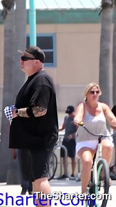 299K views · 1.7K reactions | #fart #farted #fartPrank #laugh #funny #prank #prankster #sandiego #california #BOOMchallenge #flexchallenge | The Sharter | Facebook