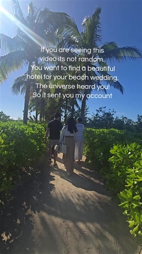 Finding the most beautiful hotels and venues for your beach wedding in Mexico. 😍