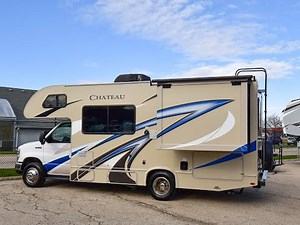 Why to chose a small class C RV for your family - Thor Motor Coach - Chateau 22B