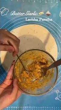 Butter Garlic Lachha Paratha Recipe 👩‍🍳 📝 #youtubeshorts #lacchaparatha #cookingshorts #recipe