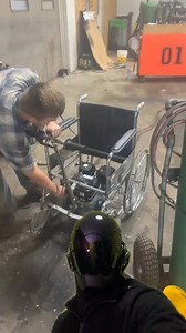 1.6M views · 8.6K reactions | Pa’mi abueee!!! #cars #motor #funny #fun #funnyreels #funnyvideos #humorviral #humor #abuela #reelsviralシfb | MotorSport | Facebook