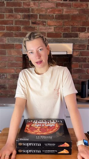 maddi on Instagram: "ad Let’s eat pizza together and make a fun dip 🍕🍕🍕🍕 Trying the new @droetkerpizzauk x Suprema frozen pizzas because I am a tiredddd gal this time of year!!! These were such SOLID frozen pizzas, the sourdough base n crunchy crust were just delicious AND a great tomato sauce with SO MUCH cheese hehe. You can get them in the frozen aisle at Tesco, Morrisons, Asda and The Food Warehouse ❤️❤️❤️ #Savoureveryslice"