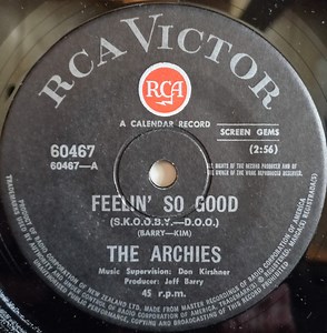 The Archies - Feelin' So Good (S.K.O.O.B.Y.-D.O.O.) / Love Light