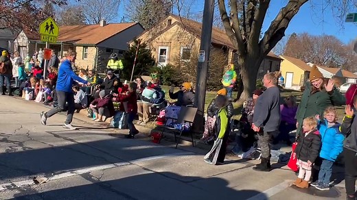 Brian Niznansky and the Storm Chaser were in the Grafton Christmas Parade today! Were you there? | TMJ4 News