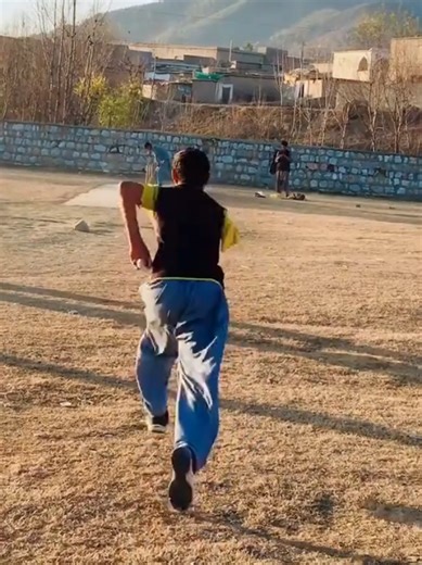 One Hand Cricket Techniques for Enthusiasts