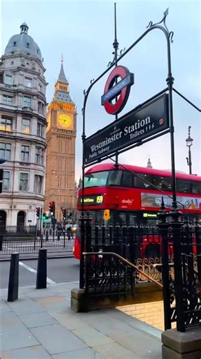 “Westminster London big ben | in 8 Seconds 🇬🇧