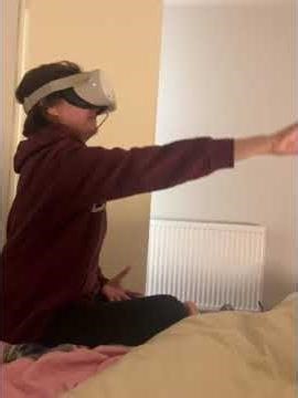 When you use hand tracking on VR to text