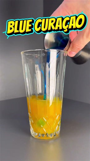 Blue Mango 💙(a fruity light cocktail to make at home) Recipe in the comments #cocktailtime