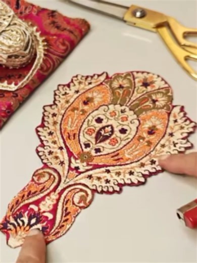 Creative DIY Fashion Ideas for Upcycling Clothing