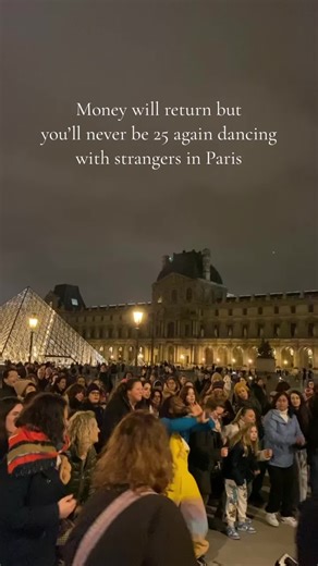 Dancing with Strangers in Paris: A Unique Experience
