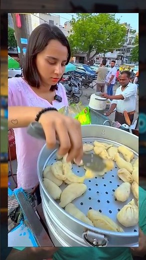 From ₹3000 to a Crore Brand! The Wow Momo Story #viral