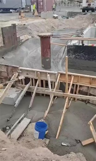 Catastrophic! CONCRETE BLOW OUT😉total DISASTER👌#concrete #cement #construction #concretefails #diy #concretework #pouringconcrete #wetconcrete #stampconcrete #coloredconcrete #concretefooting#concreteslab