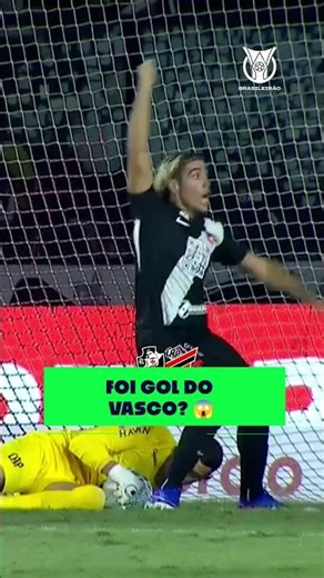 Spinelli heads the ball and Santos makes a save on the line! 😱⚽ #BrasileirãoNaRECORD #Desimpedido...