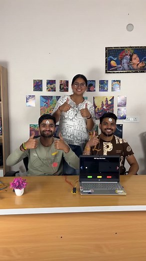 Hoomans of Upside Down Labs on Instagram: "When you focus or relax your brain produces EEG signals in different frequency bands, Two of them are called Beta and Alpha. As @rohnyt and @mr_vicky8059 focuses, we detected their beta waves from their frontal lobe and as they relax we detects alpha waves respectively, with the help of NPG Lite, and then real game begins! More they focus, more the ball will be pushed in opponent’s side and they wins the game. What we wrote in firmware is Focus/Relax (B