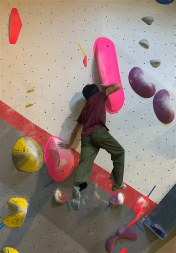 Bouldering Fun: Skills and Techniques for Beginners