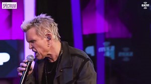 Billy Idol (ft.Steve Stevens) Performs Acoustic Version Of “White Wedding” | Rock lifestyle