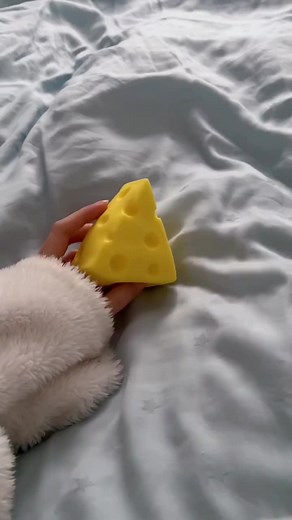 Cheeseeeeee🧀️🧀️🧀️🧀️ #minivlog #mini #minimarket #minicuties #minitoysunboxing #malaysia #malaysiatiktok #miniture #malaysiatiktok #kl #kepong #cheese #squishies #pinch