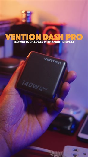 140W Vention Dash Pro Fast Charger w/ Smart Display