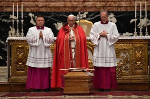 Pope takes part in disgraced Cardinal Law’s funeral - The Boston Globe