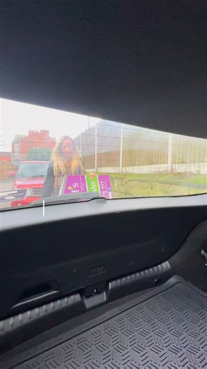 🏡 Thinking of buying or selling privately? 🏡 Here’s why working with an estate agency protects you 👇 When you use a professional agent, you’re not just listing a home, you’re buying expertise, security, and leverage. The benefits👇 • Financially qualifying buyers so time isn’t wasted - no unexpectedly back to the market • Spotting red flags early (finance issues, unrealistic offers) • Maximising sale price through accurate market valuation & professional negotiation • Handling legal processes