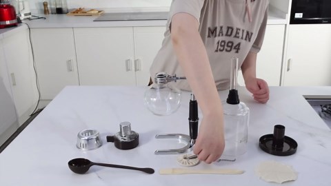 Amarine 5-Cup Tabletop Siphon Coffee Maker, 16 Ounce, Clear with Alcohol Burner (TCA-5)