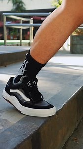 VANS WAYVEE: DESIGNED WITH INPUT FROM SKATEBOARDERS 🛹 The Vans Wayvee gives you everything you need in a sneaker ~ may it be style or performance. The reinforced toe caps provide the durability you need to withstand the ruggged lifestyle. What I love about these is the POPCUSH cushioning, where you literally feel the energy return as you use them longer. It also helps lessen foot fatigue because of its cushioning and impact protection. SOBRANG PANALO! Vans Wayvee retails at P6,998. Check 'em ou