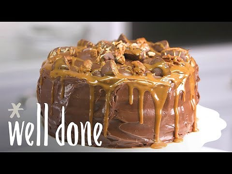 How To Make Chocolate Turtle Cake | Recipe | Well Done