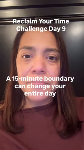 Santina Wheat MD,MPH | FM Physician Educator & Career Coach on Instagram: "You don’t need a drastic overhaul to see big changes. Small edges matter. ✨ Try this: 1️⃣ Start your day with a 15-minute focus block. 2️⃣ Use 15 minutes to reset between tasks. 3️⃣ Protect 15 minutes at the end of your day to reflect or unwind. Last stretch of Quitting Day special 💡 Comment laser to book a 1:1 coaching call and get 25% off with code QUITPROOF. Remember, this is a challenge! Come back tomorrow for more t