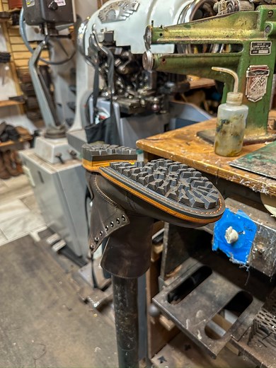 80K views · 945 reactions | Our Custom Vibram Commando Half Sole Recraft. Perfect for those who like the extra grip of a lug sole, but don’t want the weight or the look of a lug sole! | Oliver Garner | Facebook