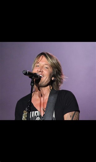Here are a few of my favorite photos I have taken of Keith Urban in concert through the years. #keithurban #keithurbanconcert #KeithUrbanMusic ❤️🎸❤️@highlightSongsforKeith.UrbanKeith Urban Fan PageReal KeithUrbanfan page | Judy Smith