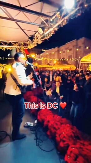 POV: The DowntownDC Holiday Market transforms into a full fledged concert under the stars and lights. This is DC. This is love ❤️ #DowntownDCHolidayMarket #DowntownDC #DCEvents #only1dc #soundsofthecity | Gerren Price