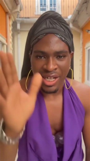 Check my page 😭🤣 #mimicking #funnyface #shapeshifter #funny #comedy #funnyfacemakeup