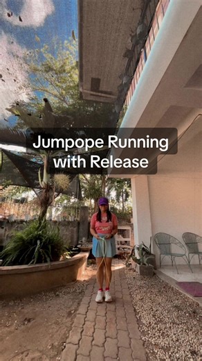 Jumpope Running with Release… #jumpropetricks #jumproperunning #jumpropeworkout #workoutathome #jumprope