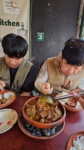 1.7M views · 27K reactions | কোরিয়ানদের প্রথম মাটির মালসাতে ভাত খাওয়া ও প্রথম হানডি বীফ খাওয়া #south_korea #bangladesh #viral #reels ইউটিউব চ্যানেল #kalpona_south_korea #Pocha_Korea_Vlog | Koli South Korea Vlog | Facebook