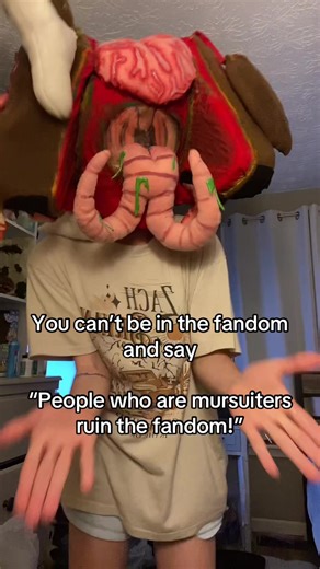 It dosnt even work like that ✨ #furry #fursuitmaker #fyp #therian #furrycommunity