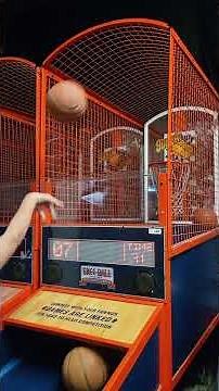 Super Shot Basketball w motion! In the BidderBros.com Online Arcade Auction closing 11/2/2023!