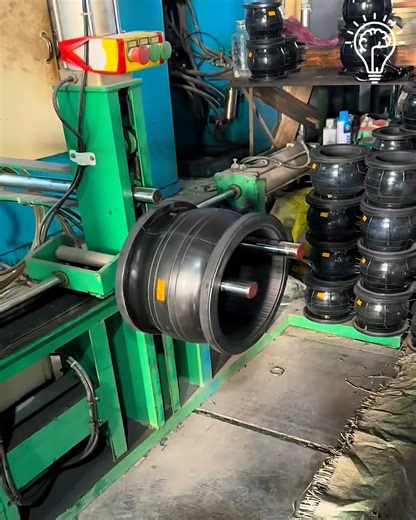 Shaping Rubber Sleeve. #RubberMolding #HydraulicMachine #RollerForming | Gizmo Trends