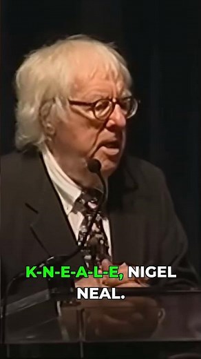 Ray Bradbury on the genius of short stories #writing #author #literature #shorts
